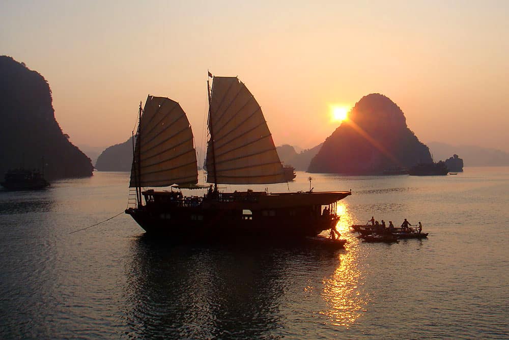 Serenity: a night afloat on Halong Bay