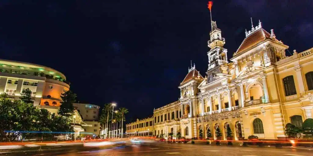 The stunning view of the City Hall at night