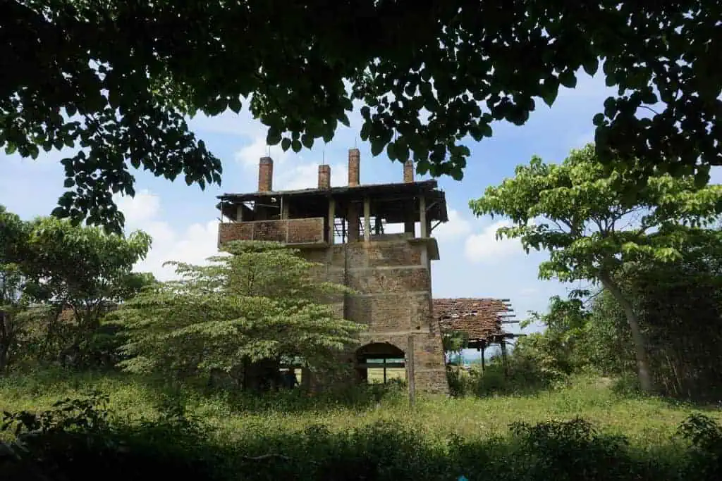 abandoned brick factory in Cam Kim