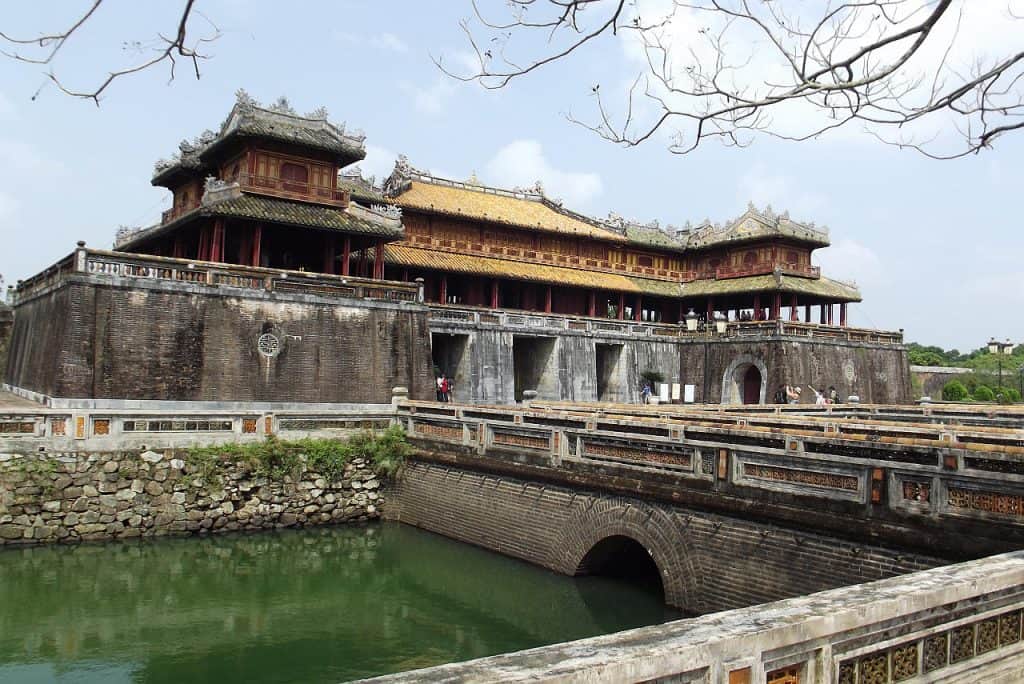 hue architecture Vietnam itinerary 