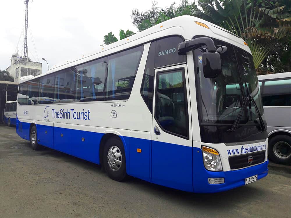 tour bus to Ba Na Hills