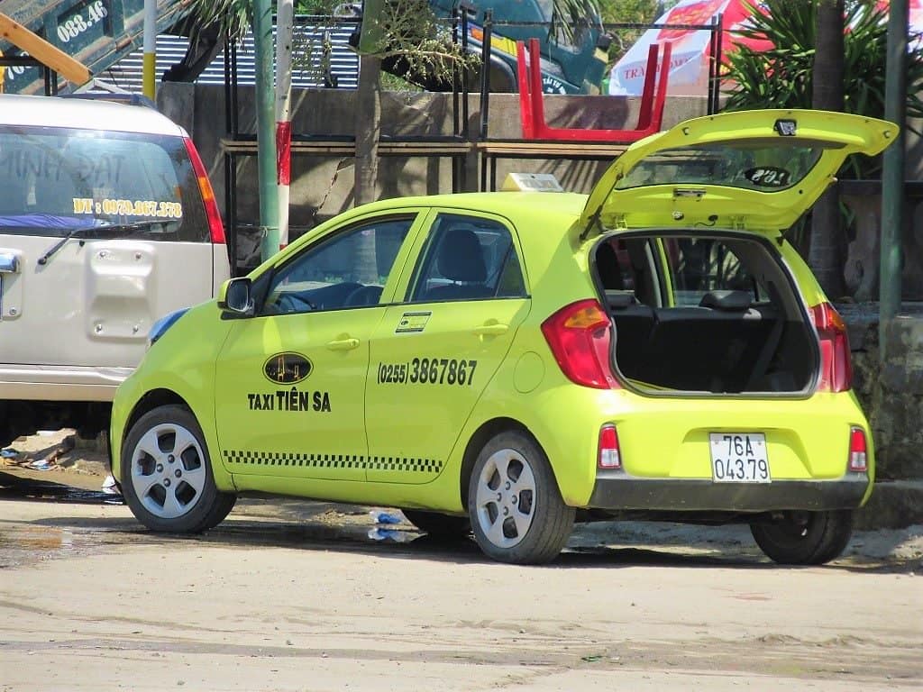 Saigon untrustworthy taxi